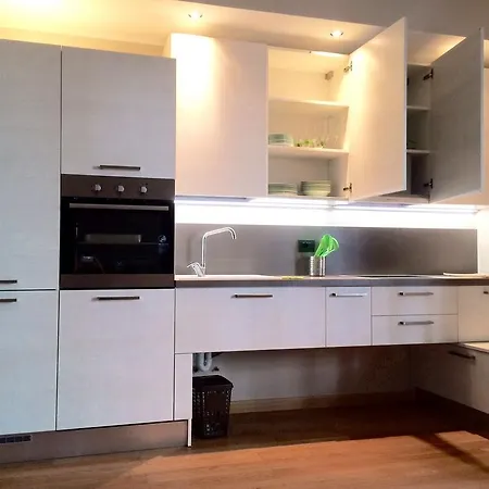 Apartment Fiera Mico *